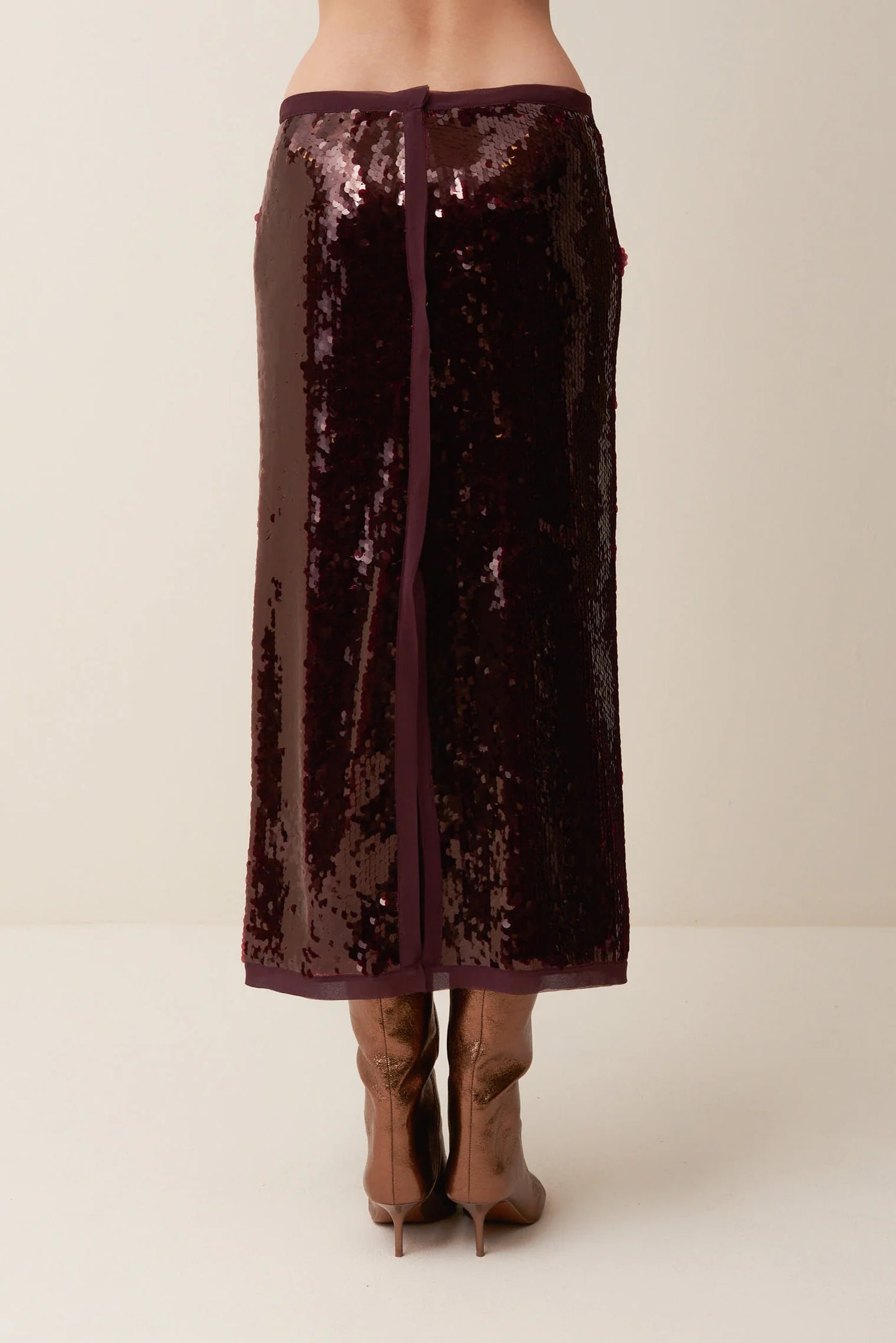 Gonna in paillettes con spacco