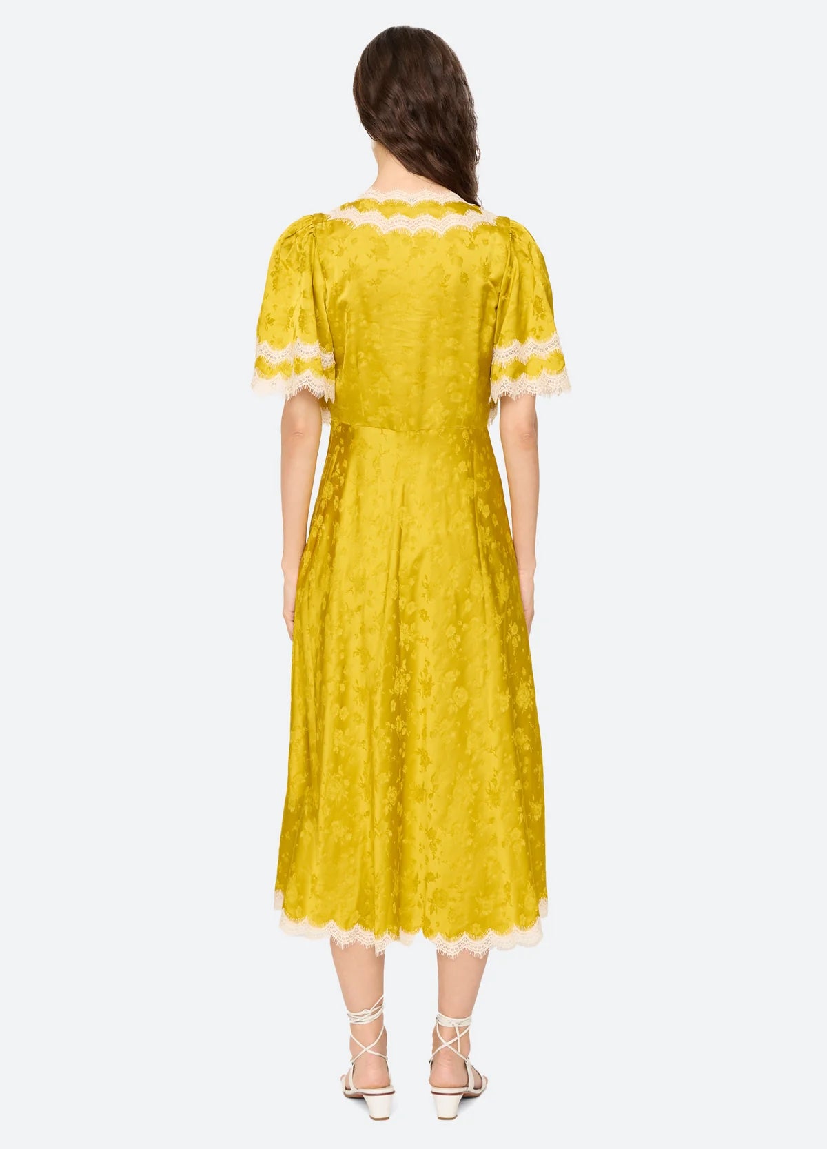 Abito Shay