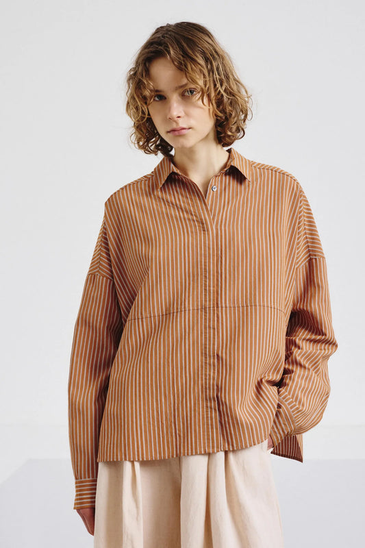 Camicia in viscosa tecnica rigata