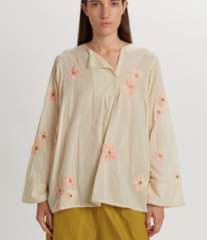 Blusa flowers