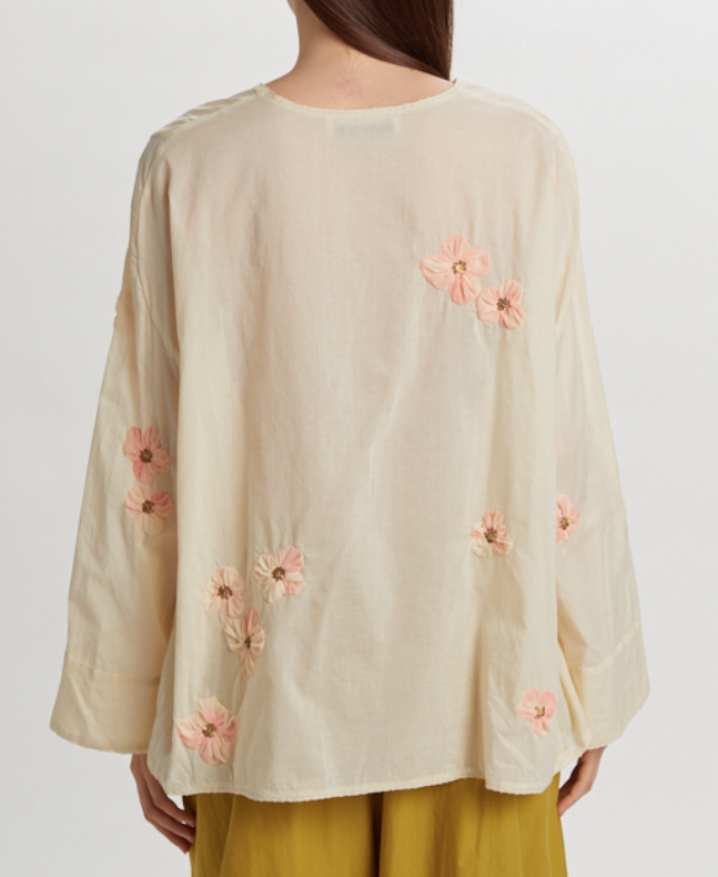 Blusa flowers