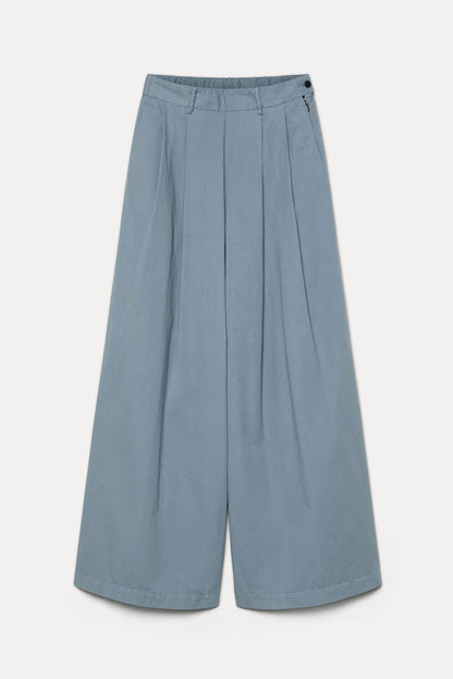 Pantalone ampio in gabardina di cotone