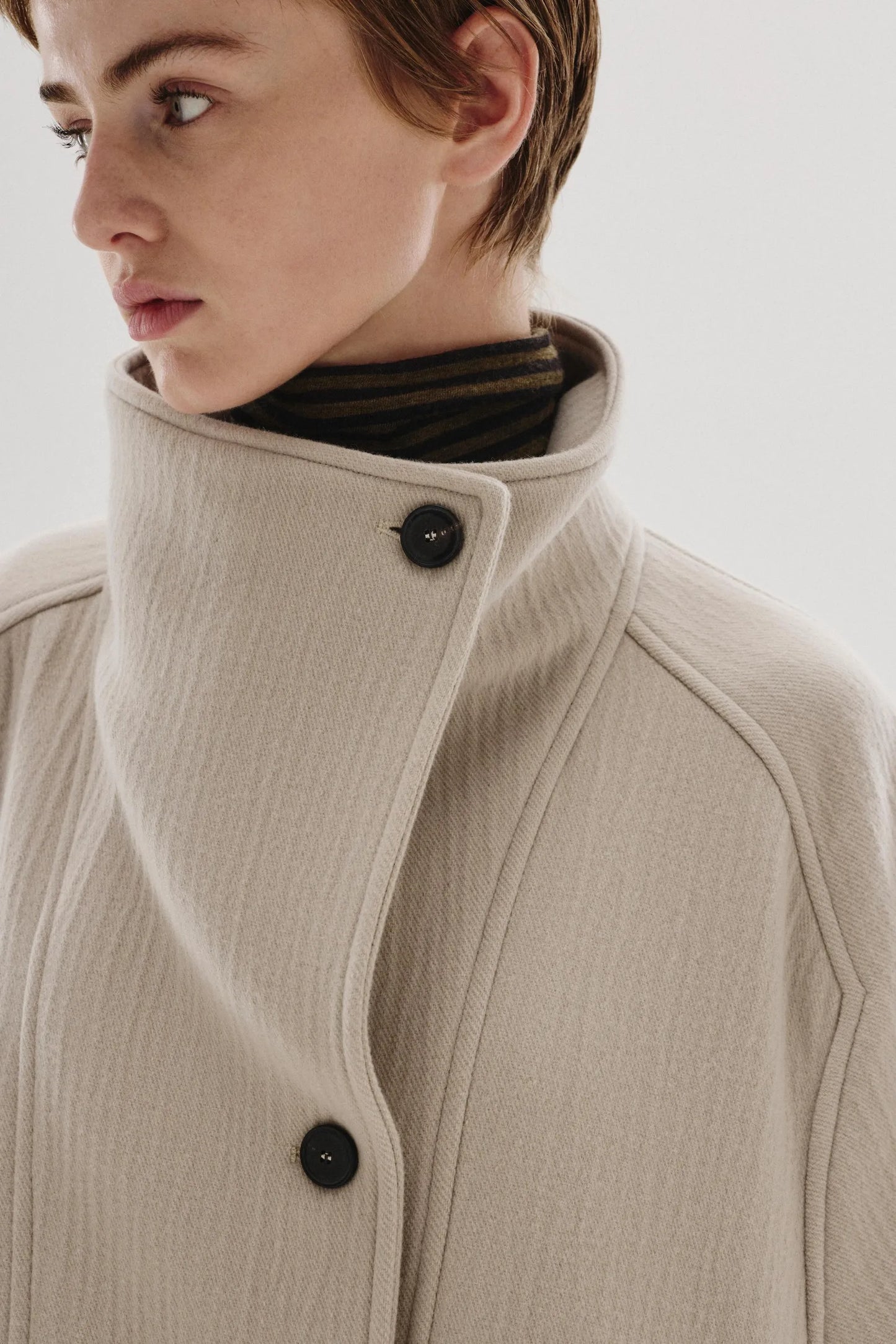 Giubbino con collo alto in panno di lana e cashmere
