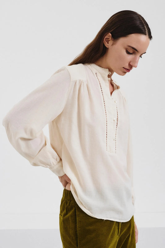 Camicia con abbottonatura a polo in micro armatura di cotone e lana