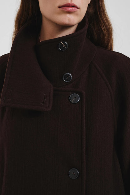Cappotto doppiopetto in panno di lana e cashmere