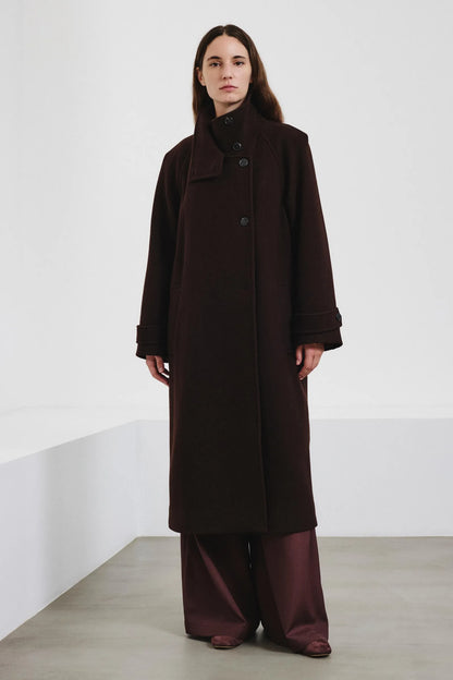 Cappotto doppiopetto in panno di lana e cashmere