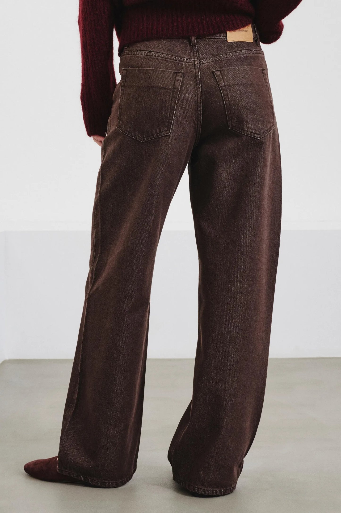 Pantalone 5 tasche relaxed fit in bull di cotone e lyocell delavè