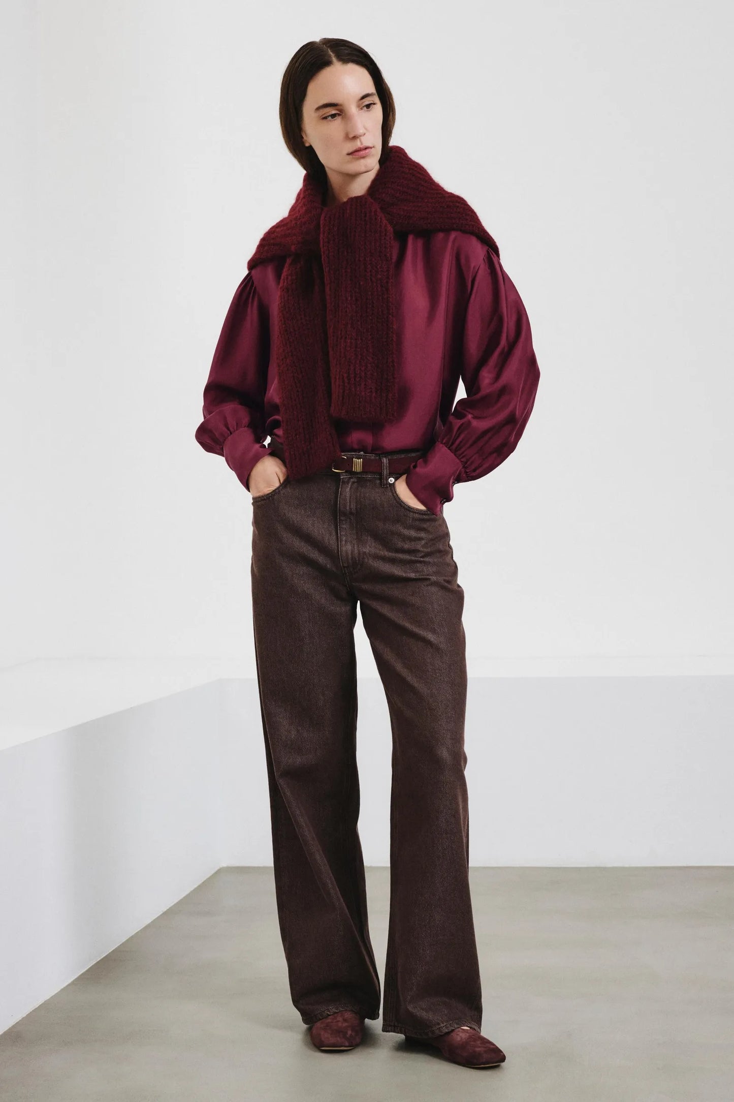 Pantalone 5 tasche relaxed fit in bull di cotone e lyocell delavè